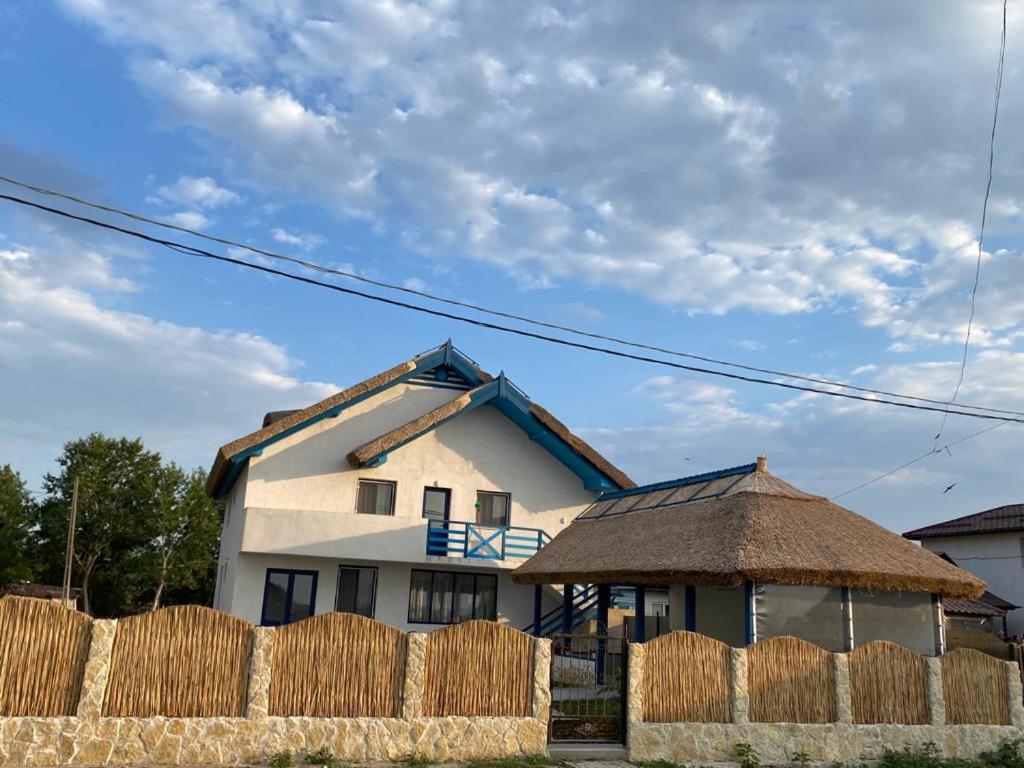 Casa Munteanu Hotel Mila Douăzeci şi Trei Kültér fotó